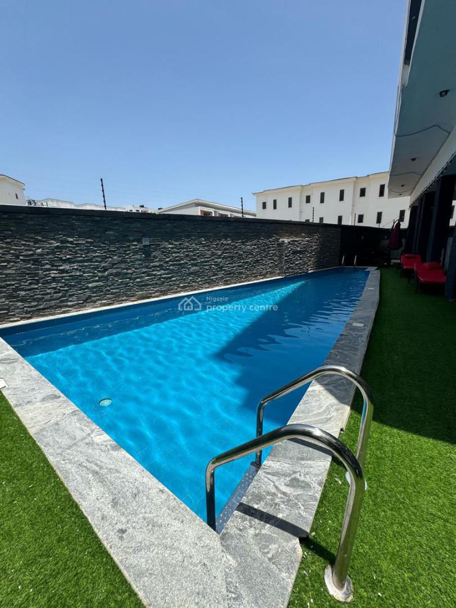 Beautiful 3 Bed with a Pool, Gym and Ps5, Lekki Phase 1, Lekki, Lagos, Flat / Apartment Short Let
