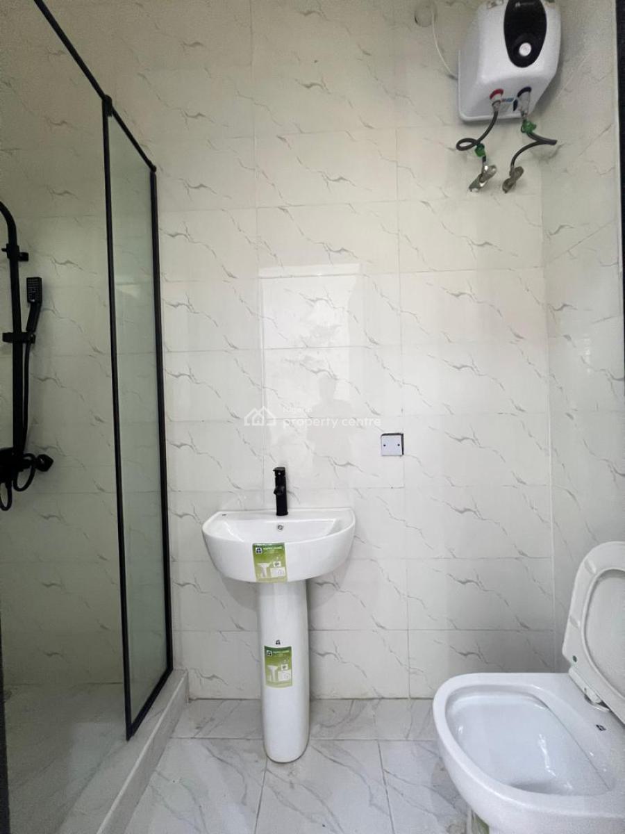 Well Built 5 Bedroom Detached Duplex with Bq, Chevron Toll Gate, Lekki, Lagos, Detached Duplex for Sale