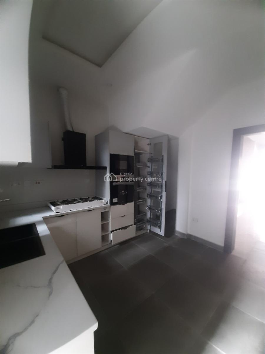 Tastefully Finished and Serviced 4 Bedroom En-suite Townhouse with Fit, Ikate Elegushi, Lekki, Lagos, Terraced Duplex for Sale