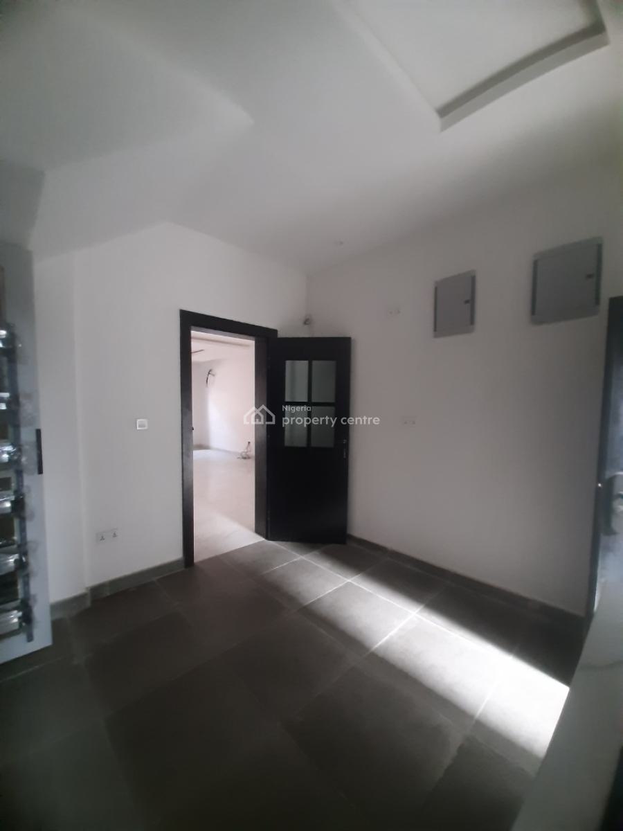 Tastefully Finished and Serviced 4 Bedroom En-suite Townhouse with Fit, Ikate Elegushi, Lekki, Lagos, Terraced Duplex for Sale