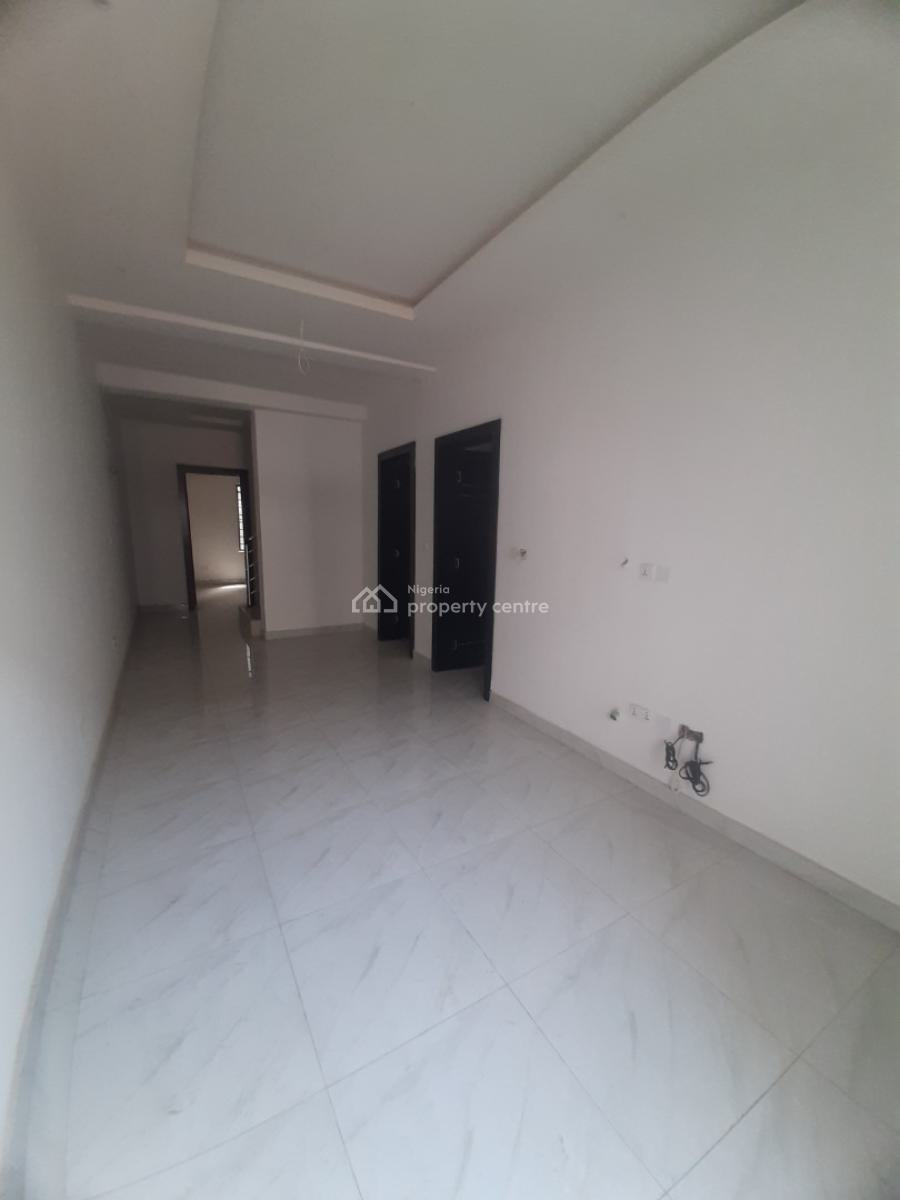 Tastefully Finished and Serviced 4 Bedroom En-suite Townhouse with Fit, Ikate Elegushi, Lekki, Lagos, Terraced Duplex for Sale