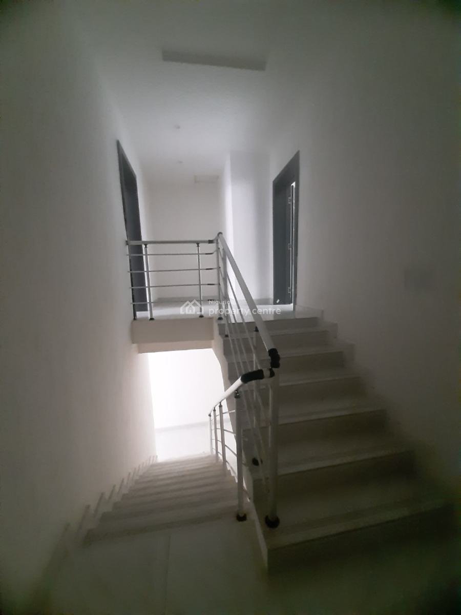 Tastefully Finished and Serviced 4 Bedroom En-suite Townhouse with Fit, Ikate Elegushi, Lekki, Lagos, Terraced Duplex for Sale