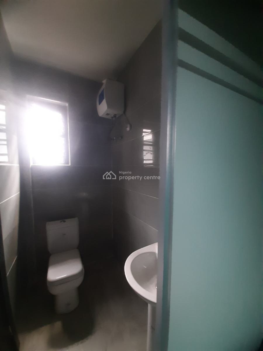 Tastefully Finished and Serviced 4 Bedroom En-suite Townhouse with Fit, Ikate Elegushi, Lekki, Lagos, Terraced Duplex for Sale
