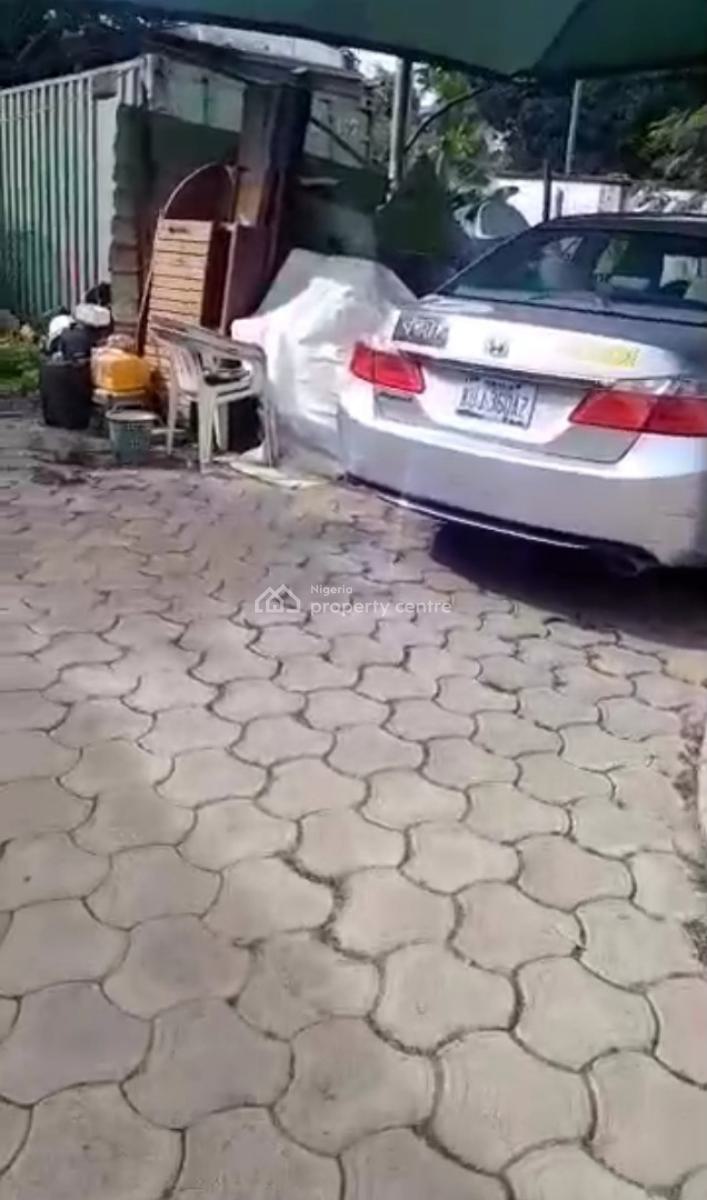 Old Bungalow on 1200sqm Residential Land in Wuse, Zone 6, Wuse, Abuja, Detached Bungalow for Sale