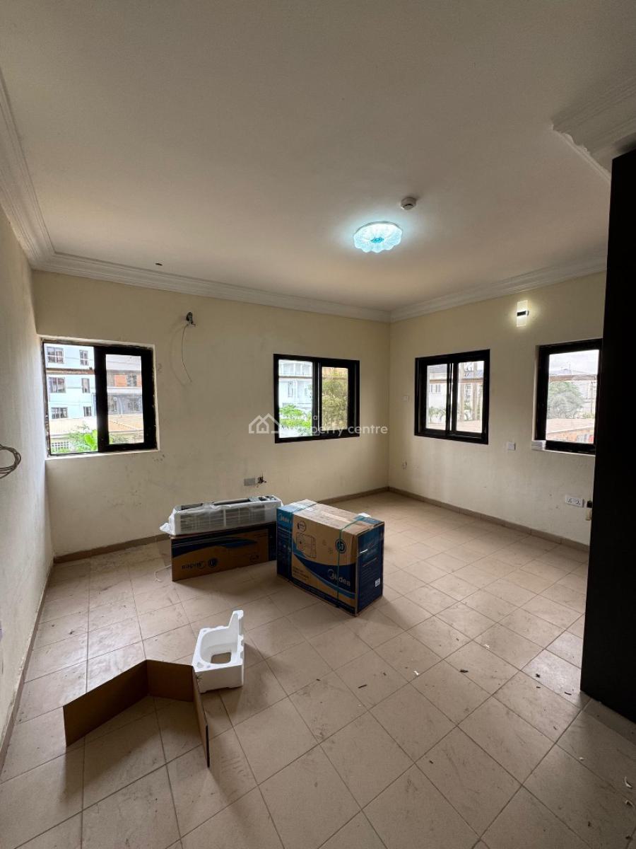 14 Units  of Well Maintained with a B Q and Pool: 2 Years Required, Lekki Phase 1, Lekki, Lagos, Flat / Apartment for Rent