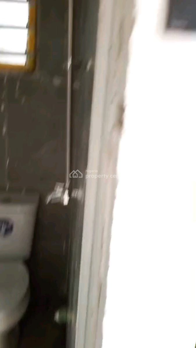 Standard and Executive Room Self Contain, Shomolu, Lagos, Self Contain (single Rooms) for Rent