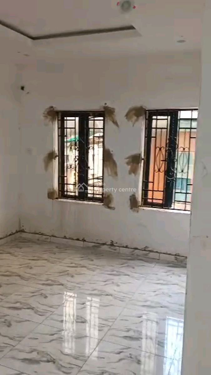 Newly Built and Standard 2 Bedroom Flat, Alagomeji, Yaba, Lagos, Flat / Apartment for Rent