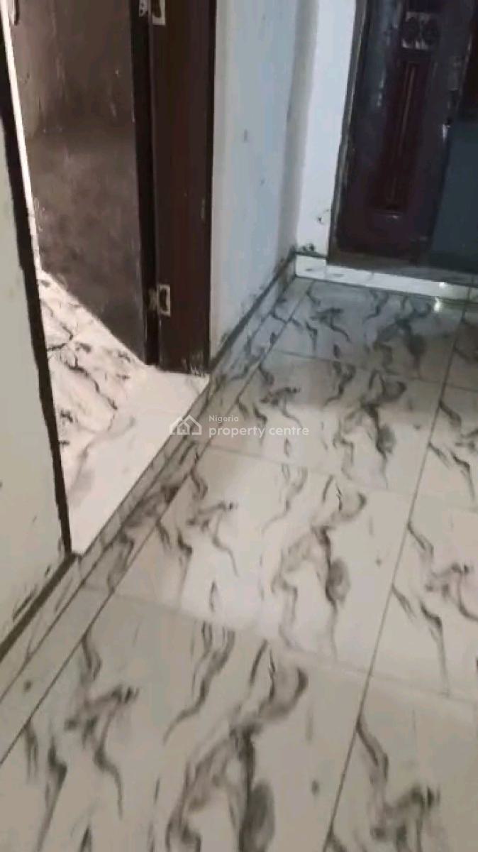Newly Built and Standard 2 Bedroom Flat, Alagomeji, Yaba, Lagos, Flat / Apartment for Rent