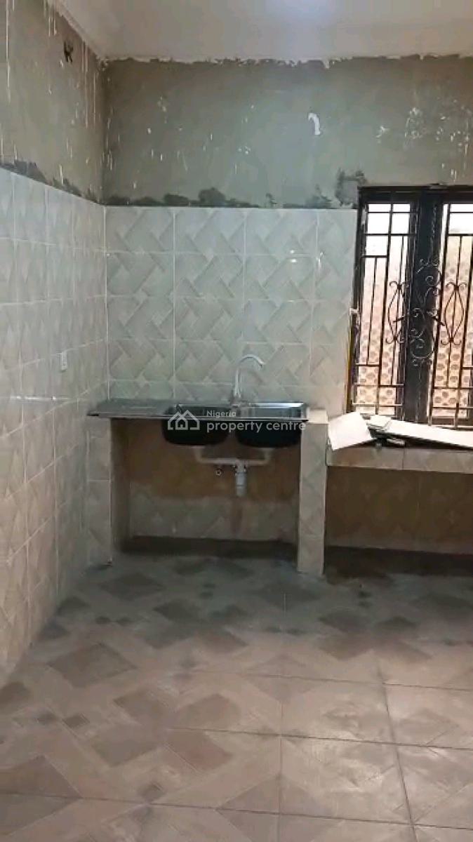 Newly Built and Standard 2 Bedroom Flat, Alagomeji, Yaba, Lagos, Flat / Apartment for Rent