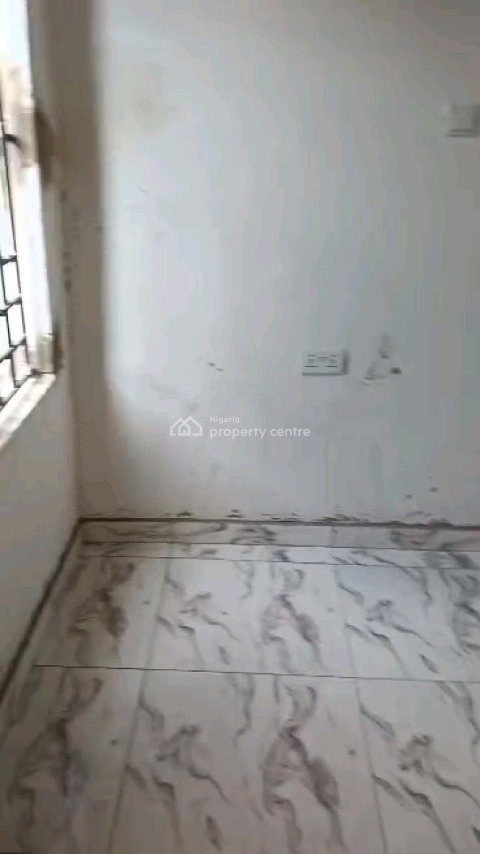 Newly Built and Standard 2 Bedroom Flat, Alagomeji, Yaba, Lagos, Flat / Apartment for Rent