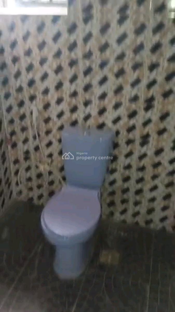 Newly Built and Standard 2 Bedroom Flat, Alagomeji, Yaba, Lagos, Flat / Apartment for Rent
