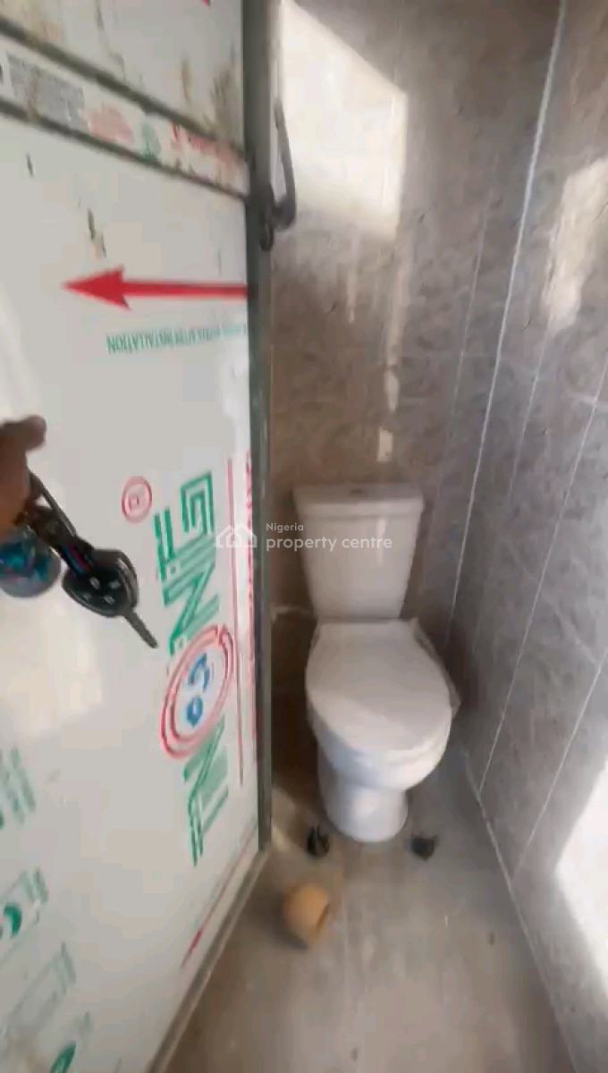 Standard and Spacious Room Self Contained, Shomolu, Lagos, Self Contain (single Rooms) for Rent