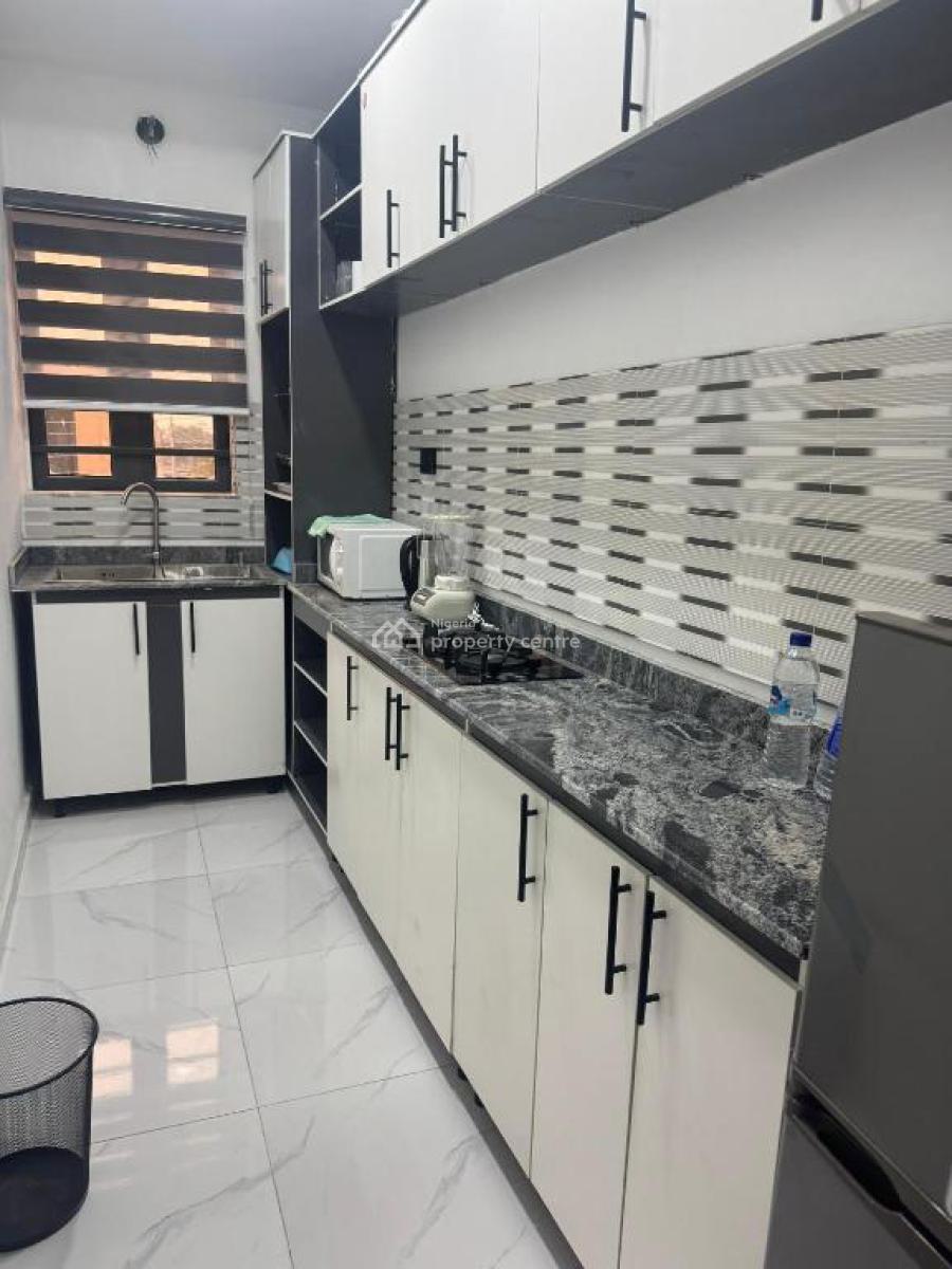 Luxury Apartment, Westsyde Drive, Ajah, Lagos, Mini Flat (room and Parlour) Short Let