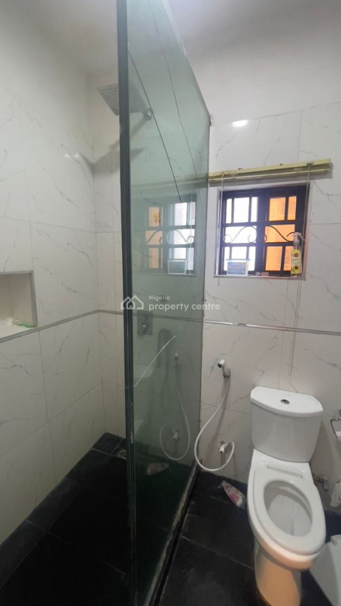 2 Units of Unfurnished 3-bedroom Flat All Room En-suite with a Room Bq, Lekki Phase 1, Lekki, Lagos, Flat / Apartment for Rent