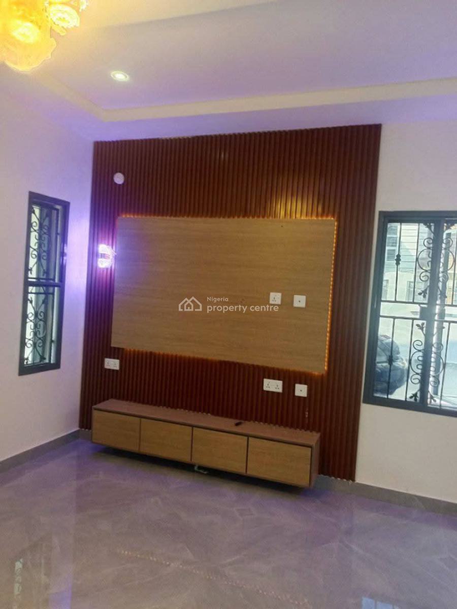 American Standard 2 Bedroom Flat with Federal Light, Castle Estate Shell Cooperative Eneka Link Road L, Eneka, Port Harcourt, Rivers, Flat / Apartment for Rent