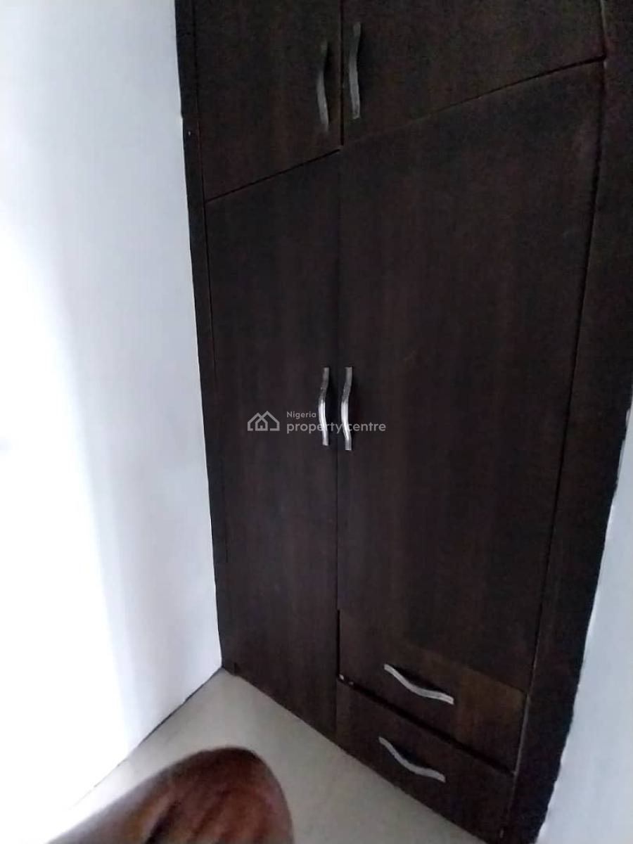 American Standard 2 Bedroom Flat with Federal Light, Castle Estate Shell Cooperative Eneka Link Road L, Eneka, Port Harcourt, Rivers, Flat / Apartment for Rent