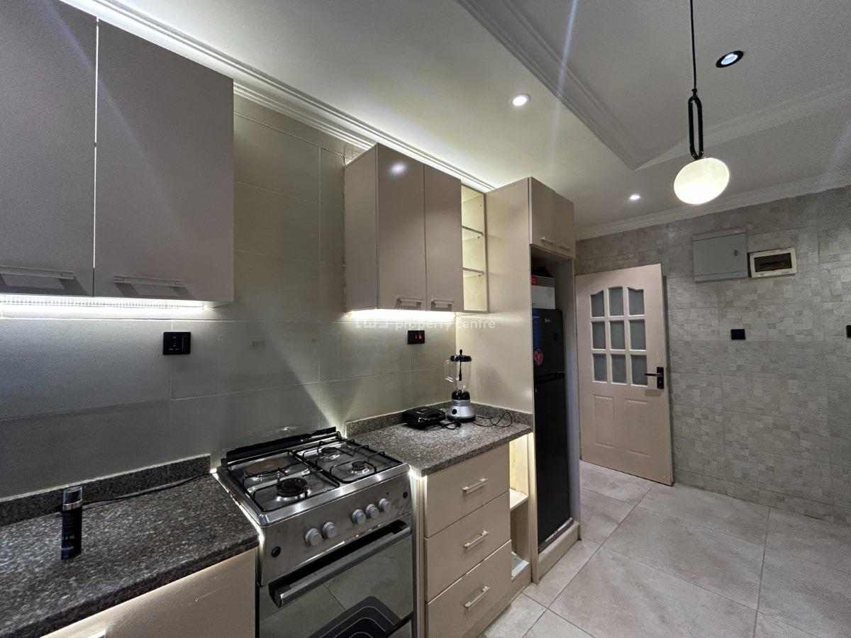 2 Bedroom Apartment, Lekki Phase 1, Lekki, Lagos, Flat / Apartment Short Let