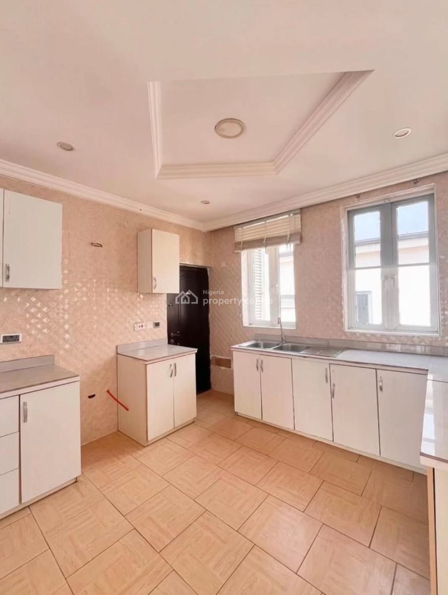 Beautiful 2 Bedroom Spacious Apartment, Chevron, Lekki, Lagos, Flat / Apartment for Sale