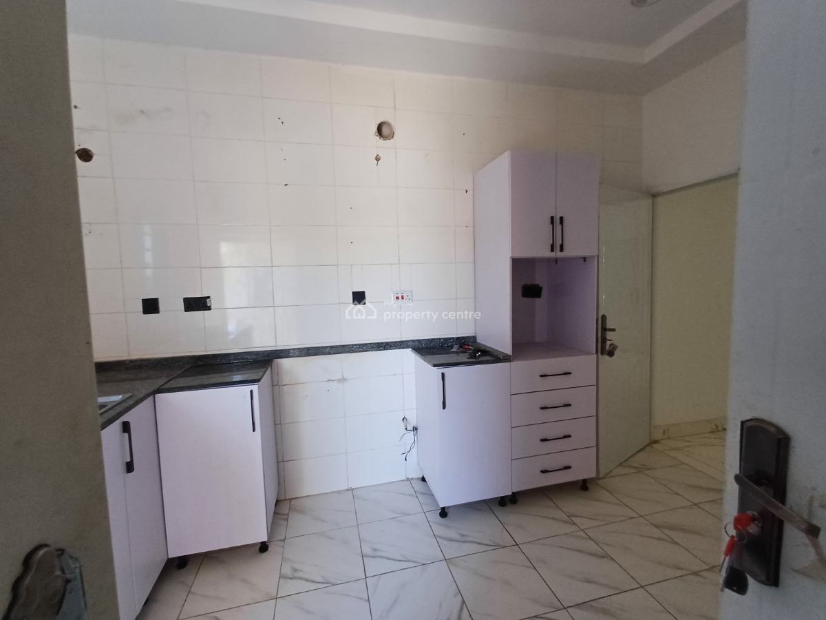 Lovely 3 Bedroom Flat with Bq on The Second Floor, Katampe (main), Katampe, Abuja, Flat / Apartment for Rent