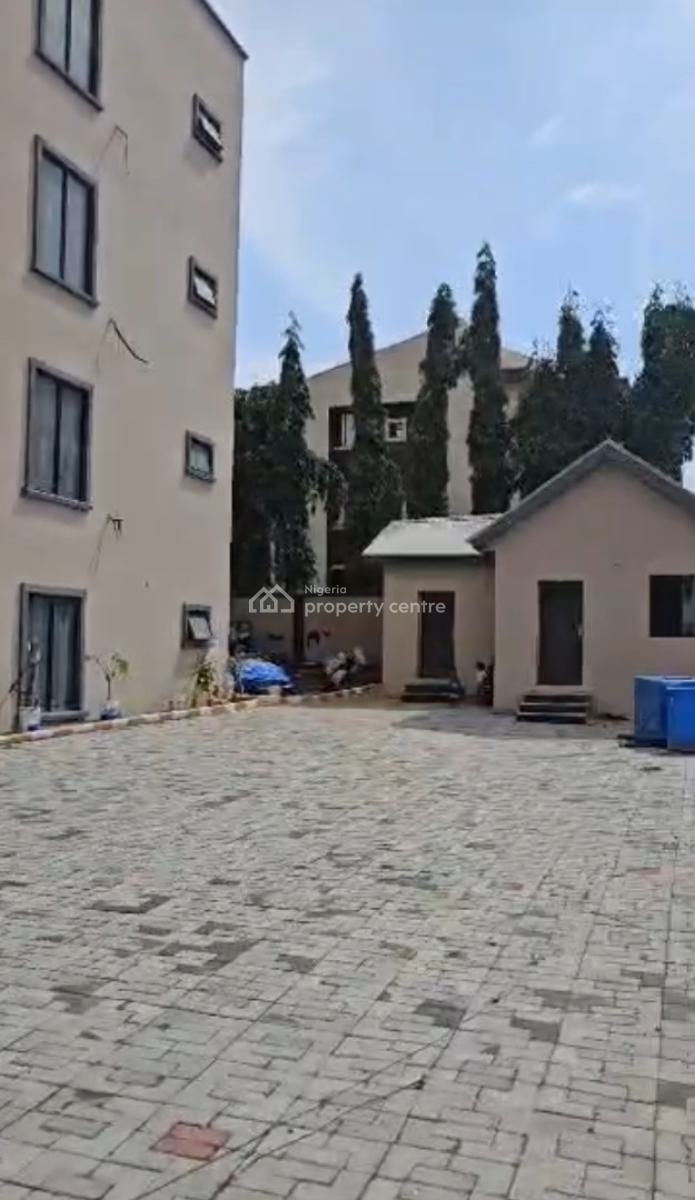 Brand New8unit of 3bed with 1bedroom Bq, &2unit of 2bed with Bq, Garki,2(tarrred Rd), Garki, Abuja, Block of Flats for Sale