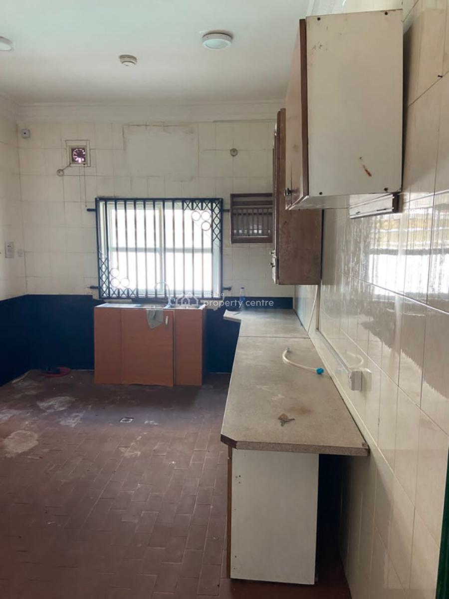 Well Maintained 5 Bedroom House with 2 Rooms Bq and Swimming Pool, Off Admiralty Way, Lekki Phase 1, Lekki, Lagos, Detached Duplex for Rent