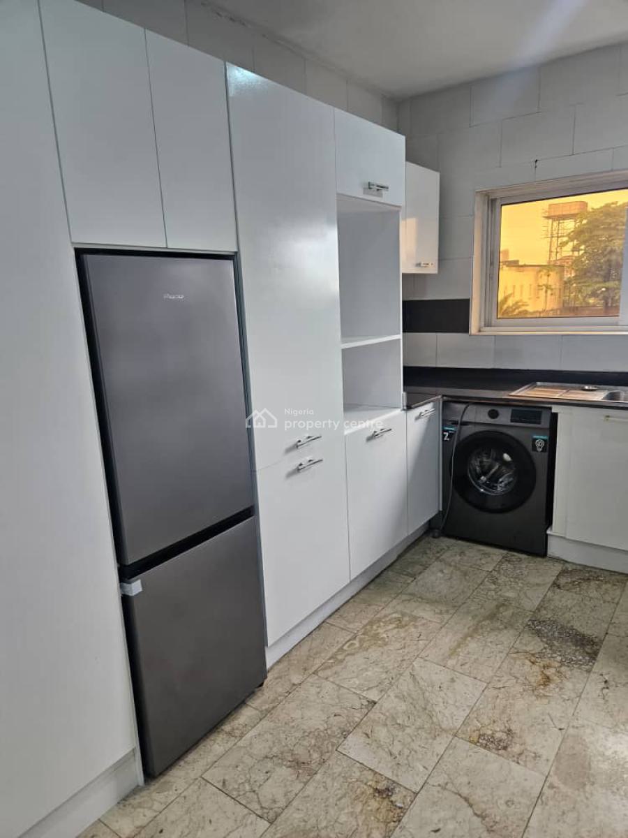 Fully Serviced Spacious 2 Bedroom Apartment, Off Ligali Ayorinde Street, Victoria Island (vi), Lagos, Flat / Apartment for Rent