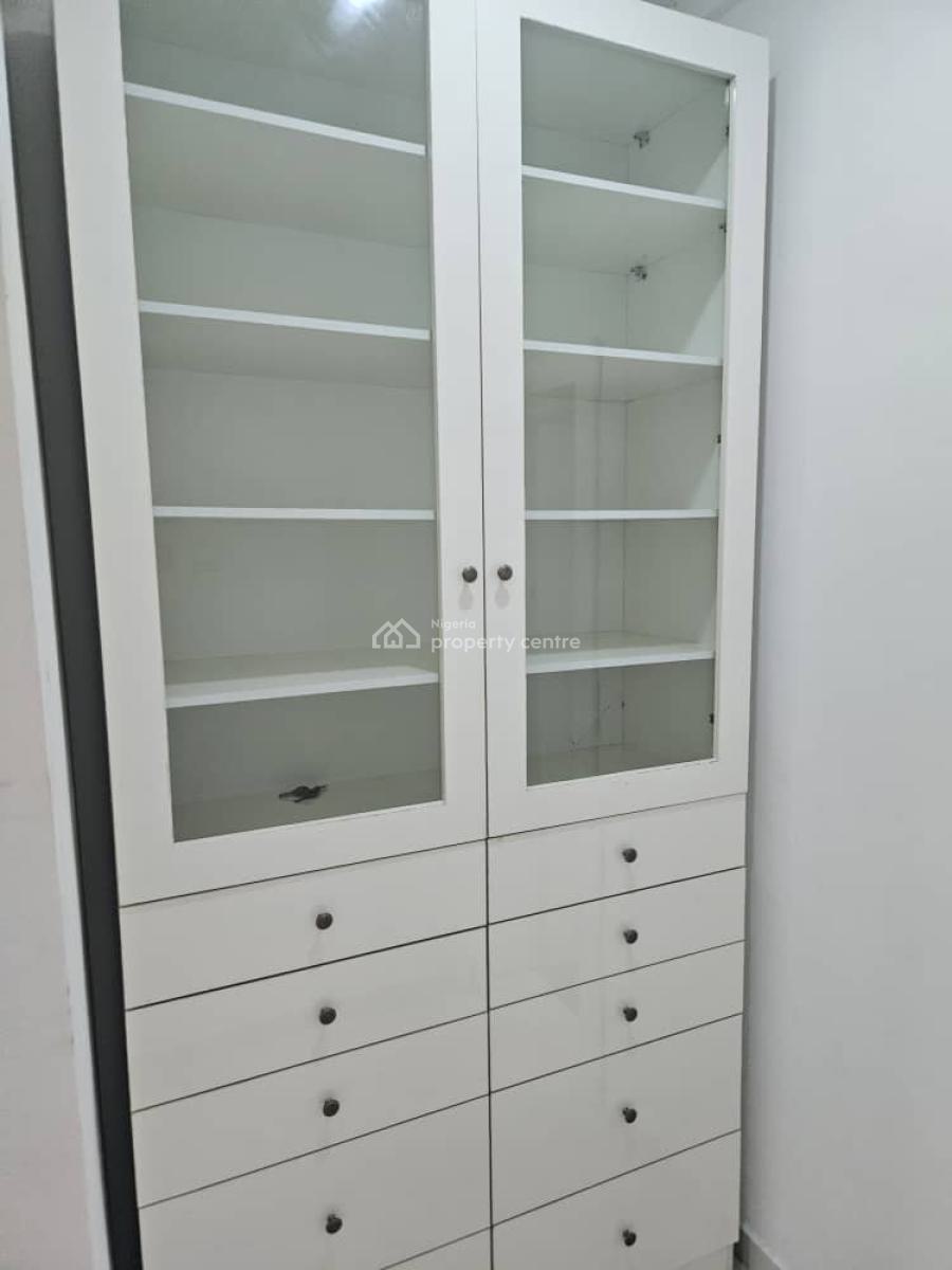 Fully Serviced Spacious 2 Bedroom Apartment, Off Ligali Ayorinde Street, Victoria Island (vi), Lagos, Flat / Apartment for Rent