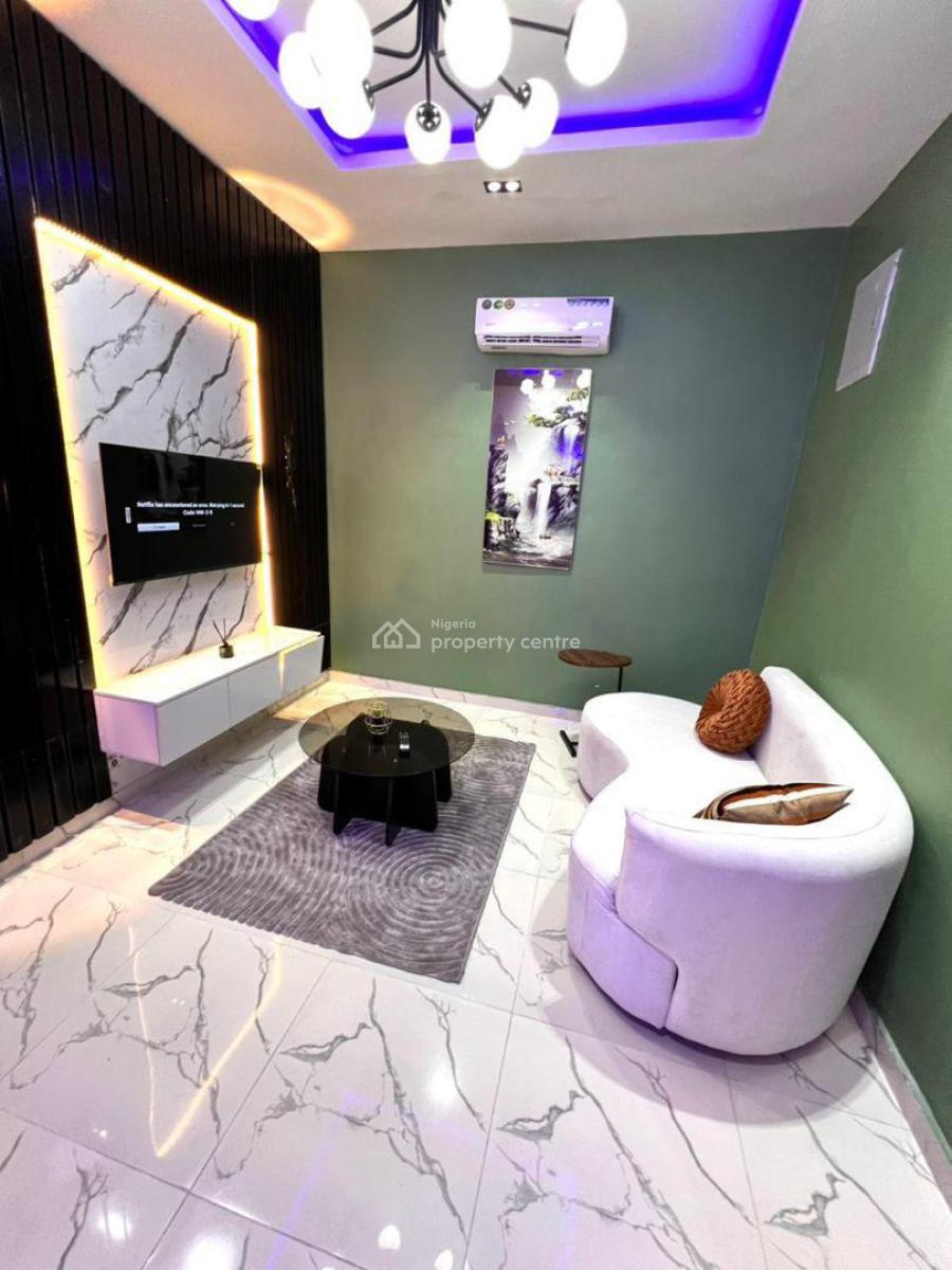 Luxury 3 Bedroom with Swimming Pool, Gym & Balcony, Mobile Road, Lekki, Ilaje, Ajah, Lagos, House Short Let