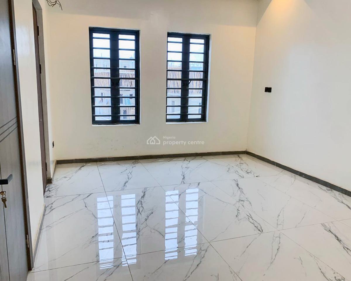 4 Bedroom Terrace House with Domestic Quarters, Lekki Phase 1, Lekki, Lagos, Terraced Duplex for Sale