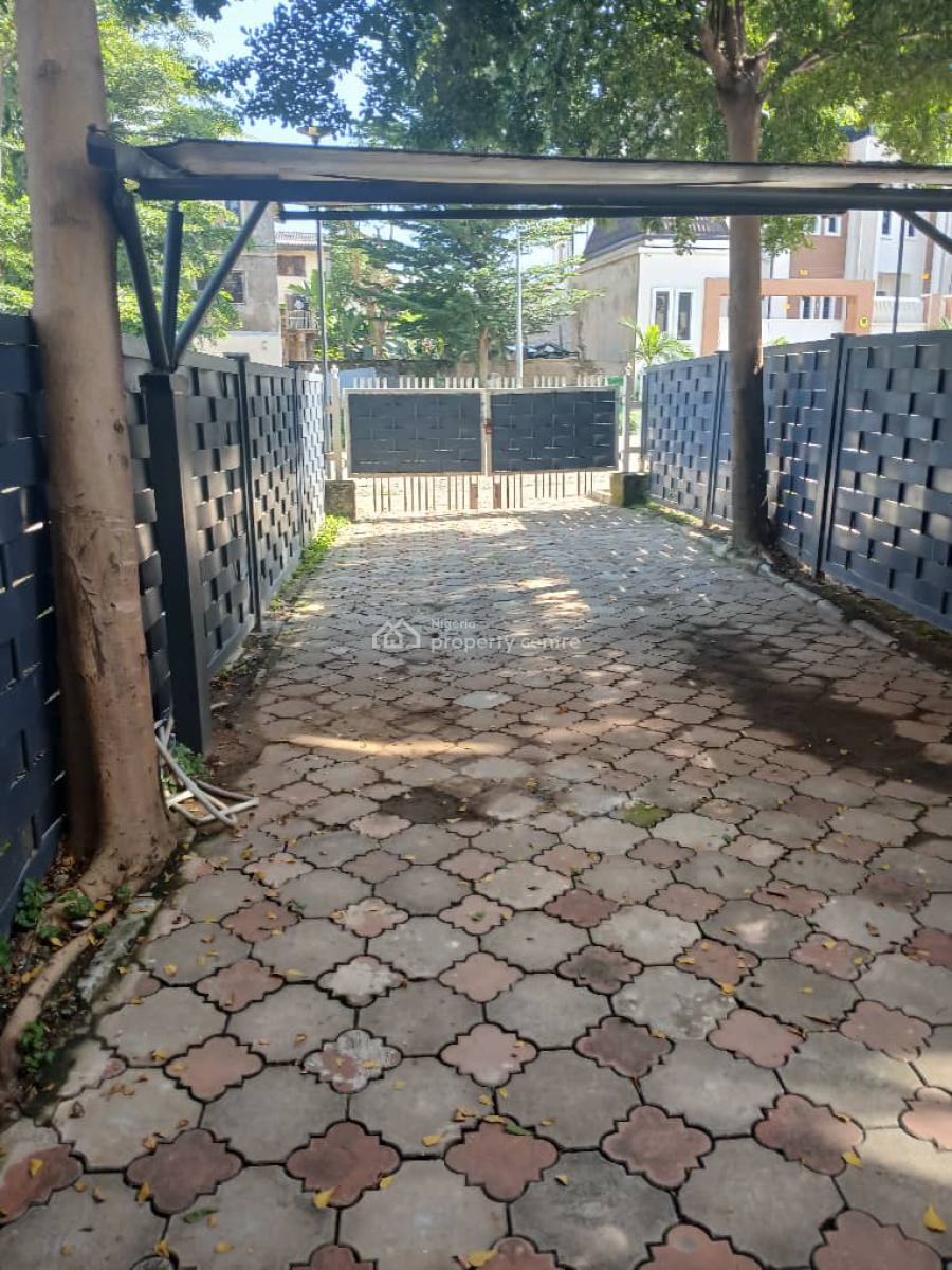 Exquisite 2 Bedrooms Apartment, Flat 9, Block 9, Ruvuma, Maitama District, Abuja, Flat / Apartment Short Let