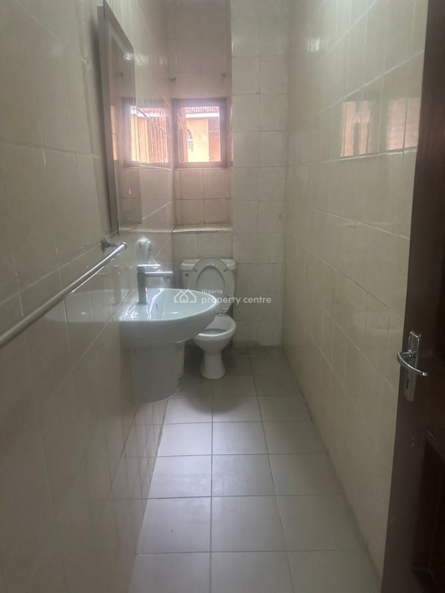 3 Bedroom Apartment with Bq on Strategic Environment, Ikoyi, Lagos, Flat / Apartment for Rent