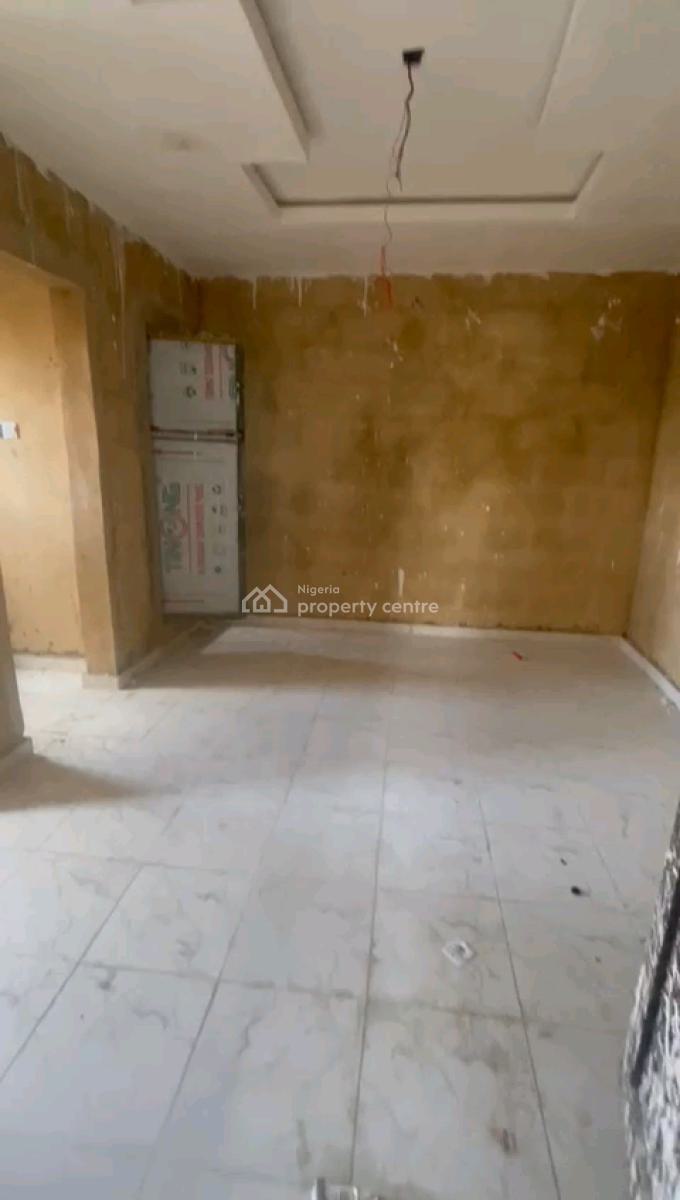 Standard and Spacious Room Self Contain, Shomolu, Lagos, Self Contain (single Rooms) for Rent