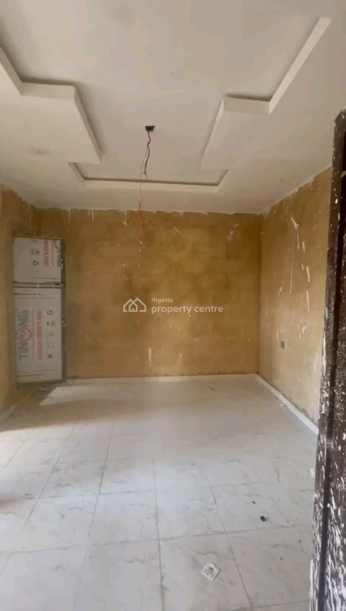 Standard and Spacious Room Self Contain, Shomolu, Lagos, Self Contain (single Rooms) for Rent