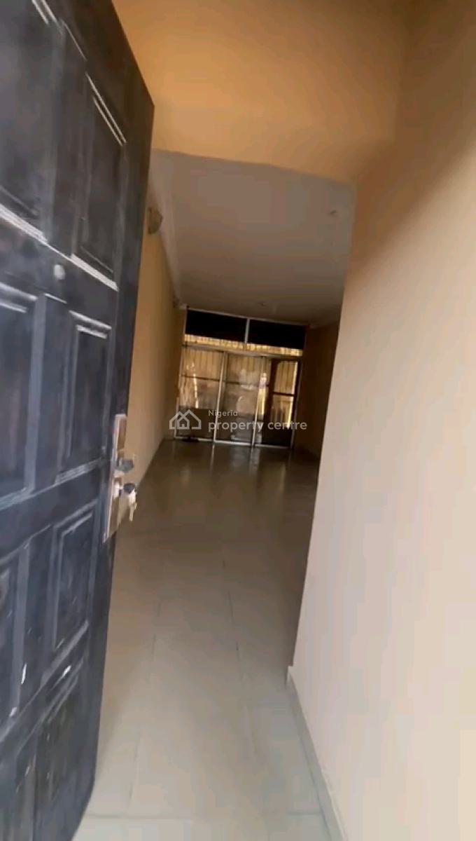 Standard and Executive 3 Bedroom Flat, Soluyi, Gbagada, Lagos, Flat / Apartment for Rent