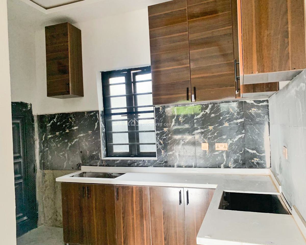 1 Bedroom Apartment, Orchid Road, Lekki, Lagos, Block of Flats for Sale