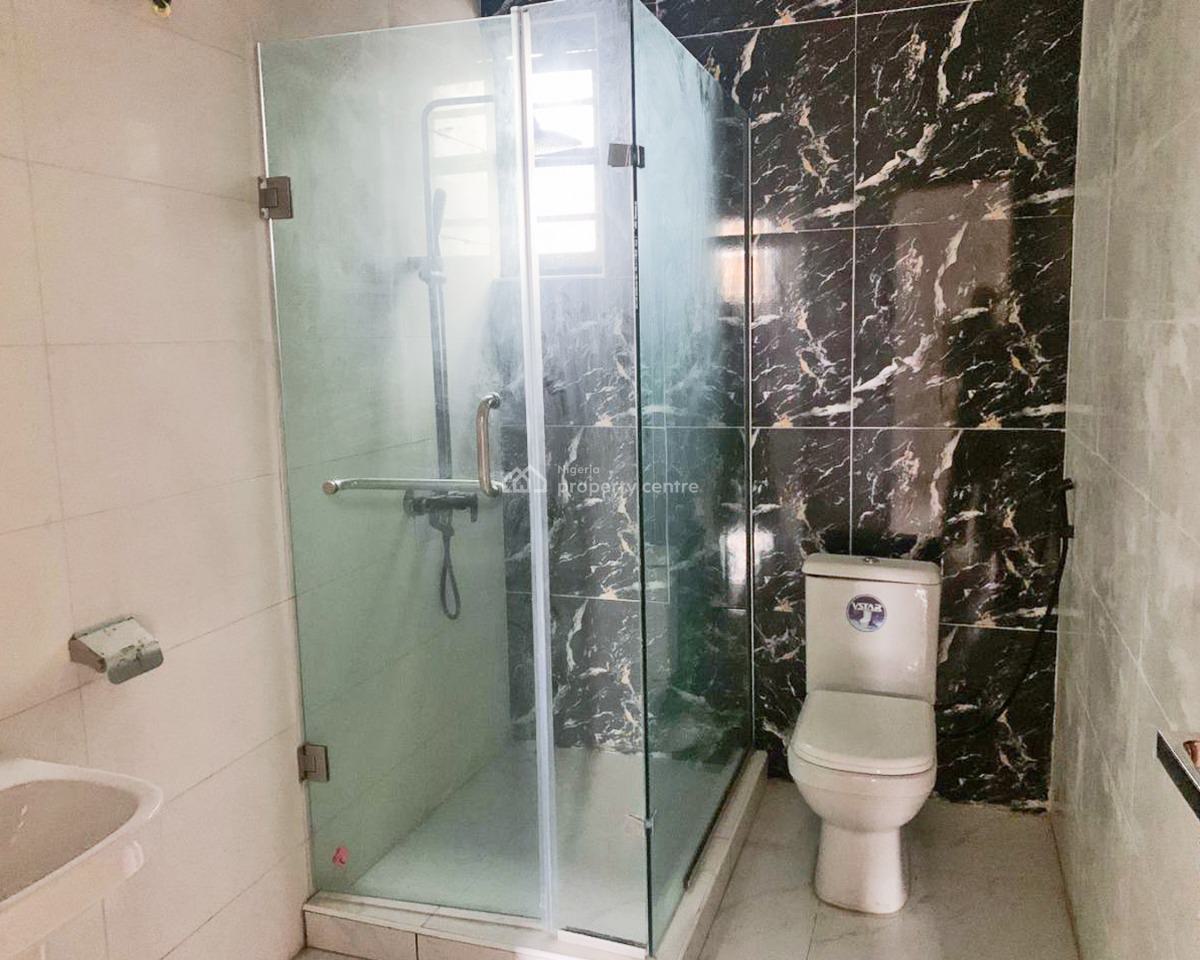 1 Bedroom Apartment, Orchid Road, Lekki, Lagos, Block of Flats for Sale