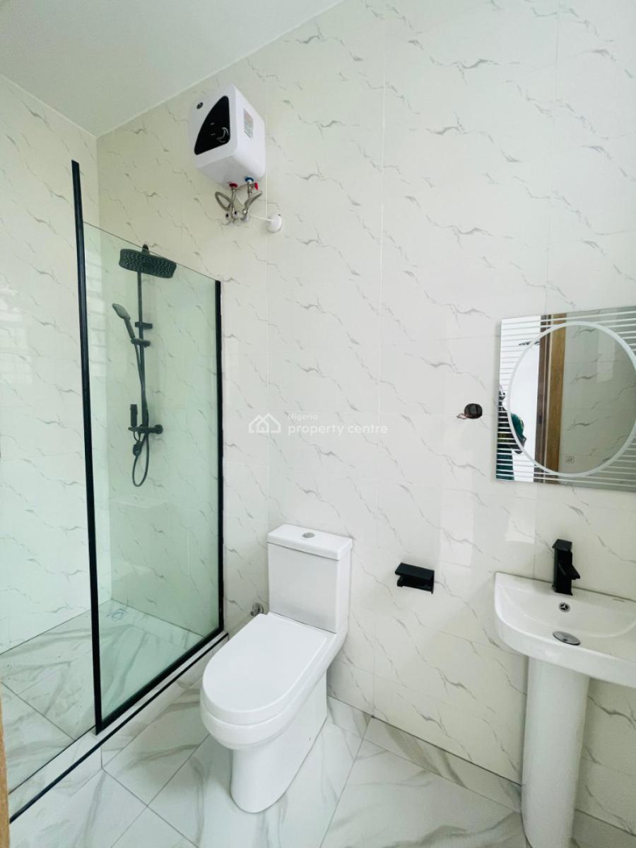 Magnificent 4 Bedroom Terrace Duplex, Chevron, Lekki, Lagos, Terraced Duplex for Sale