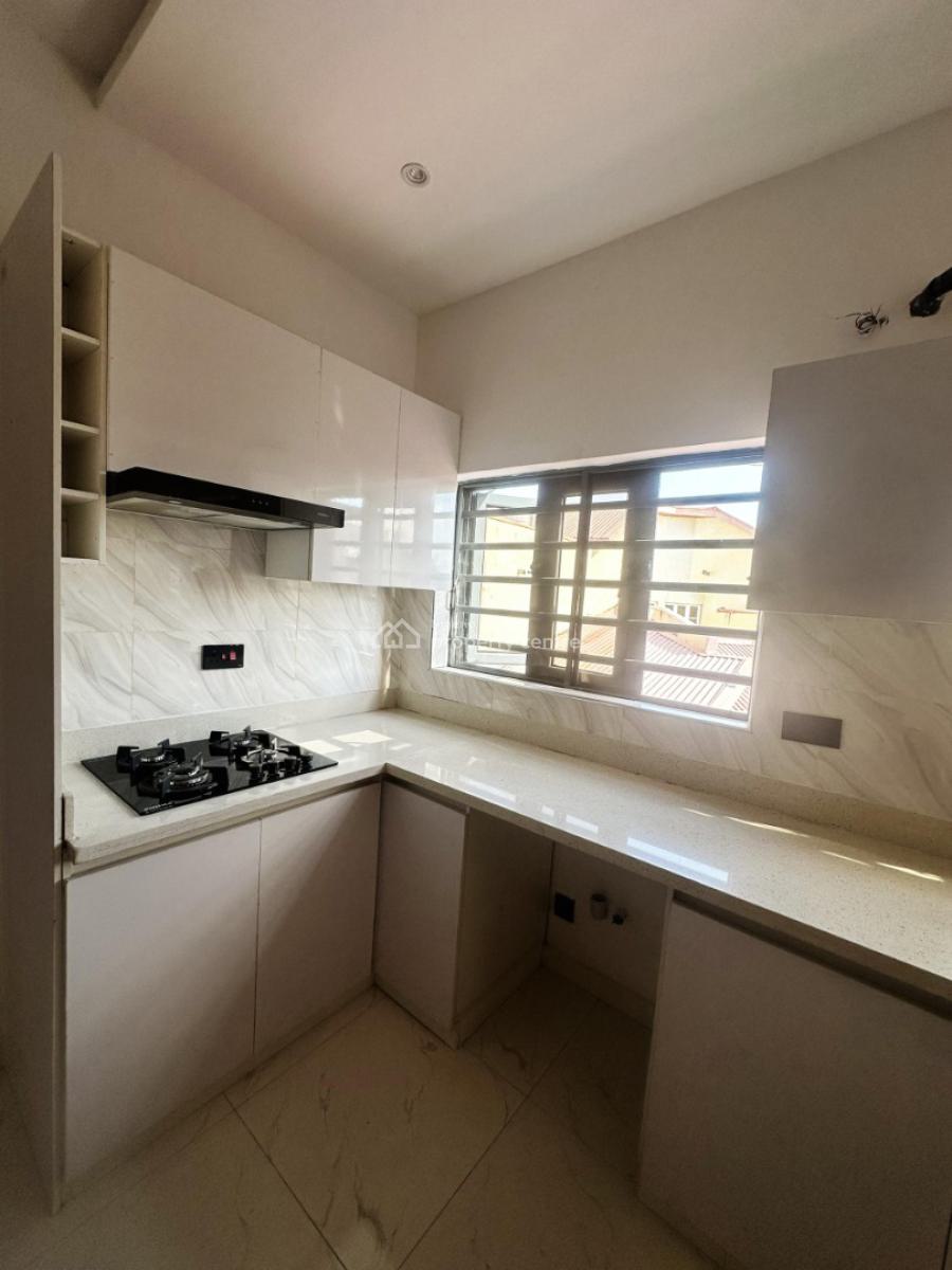 Fully Serviced 2 Bedroom Apartment, Lekki Phase 1, Lekki, Lagos, Flat / Apartment for Rent
