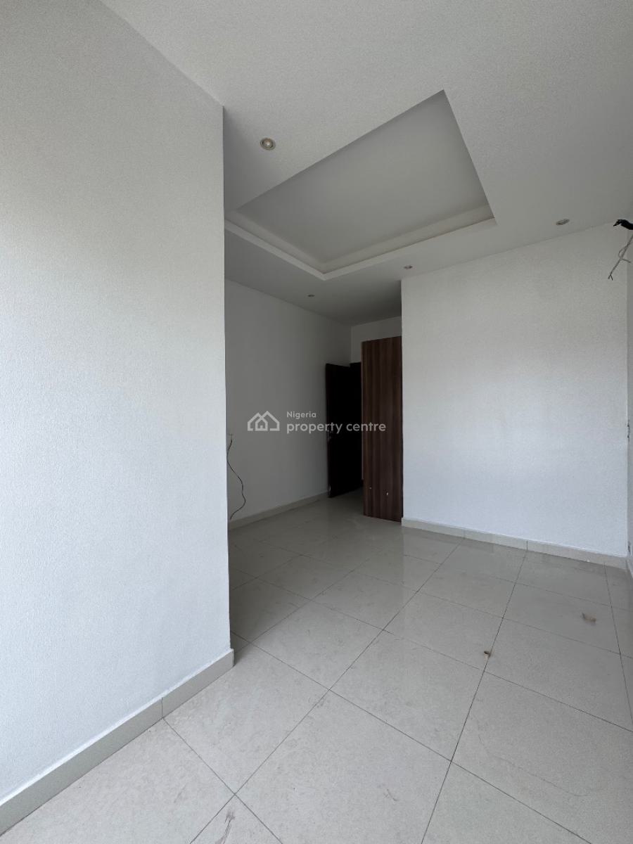 Four (4) Bedroom Terraced Duplex with Pool, Lekki Phase 1, Lekki, Lagos, Terraced Duplex for Sale