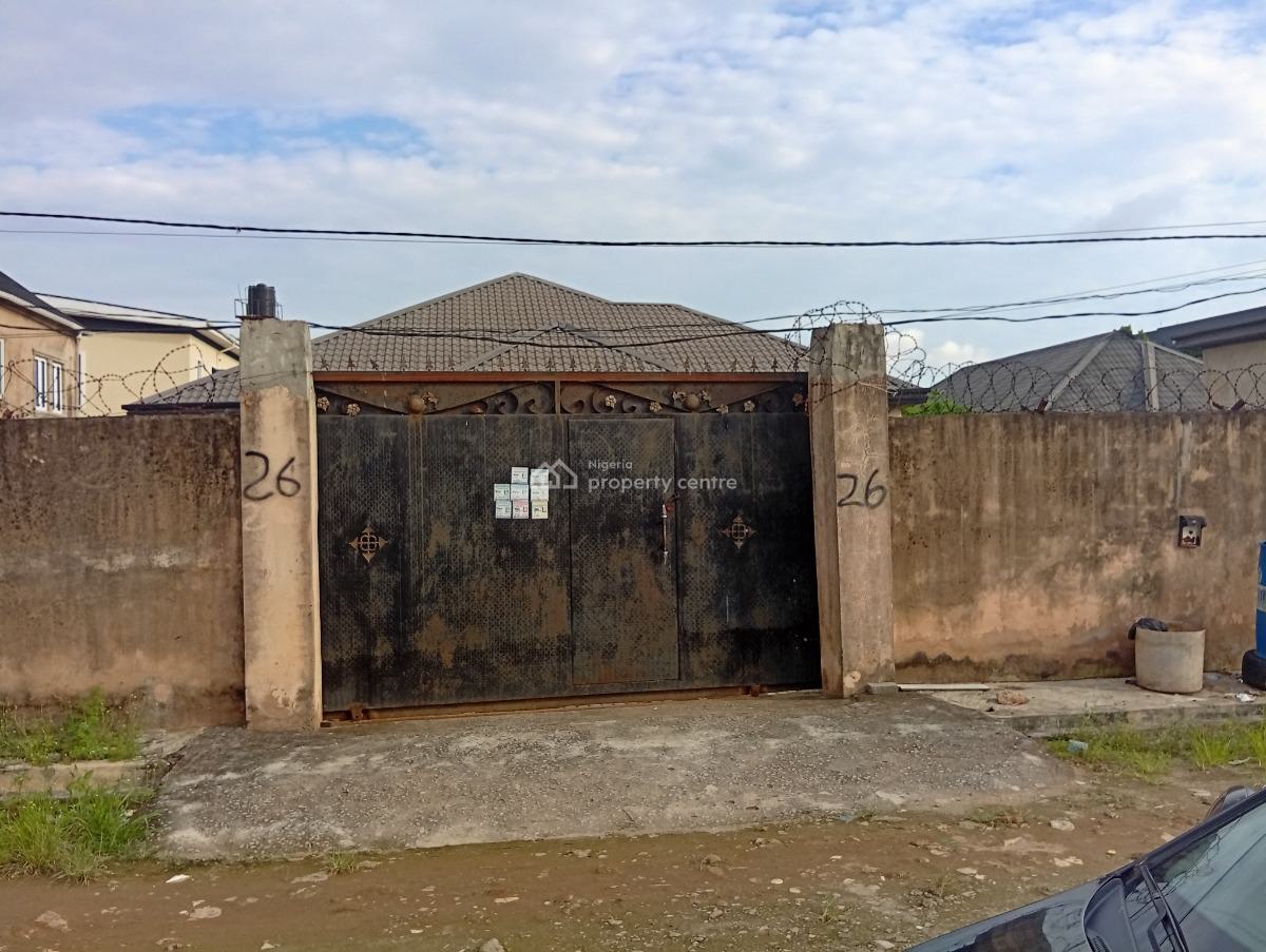Fenced Plot of Land with Bungalow, Yetunde Brown Ifako Gbagada, Gbagada, Lagos, Residential Land for Sale