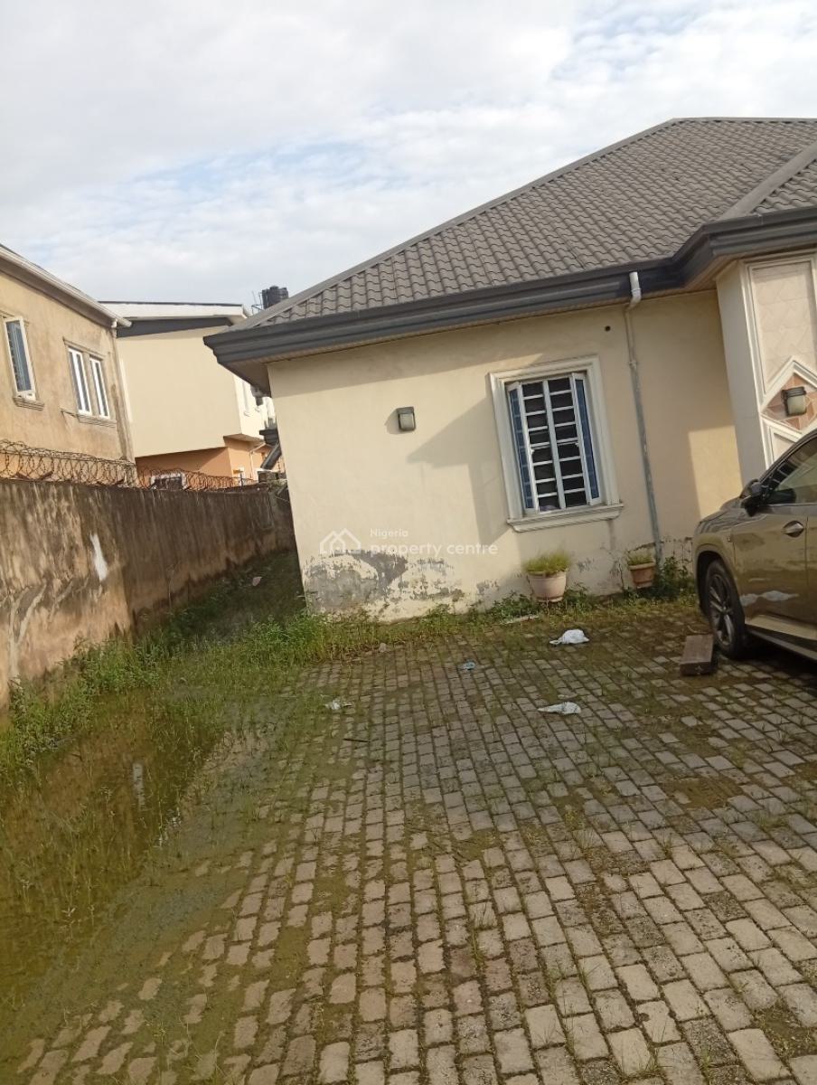 Fenced Plot of Land with Bungalow, Yetunde Brown Ifako Gbagada, Gbagada, Lagos, Residential Land for Sale