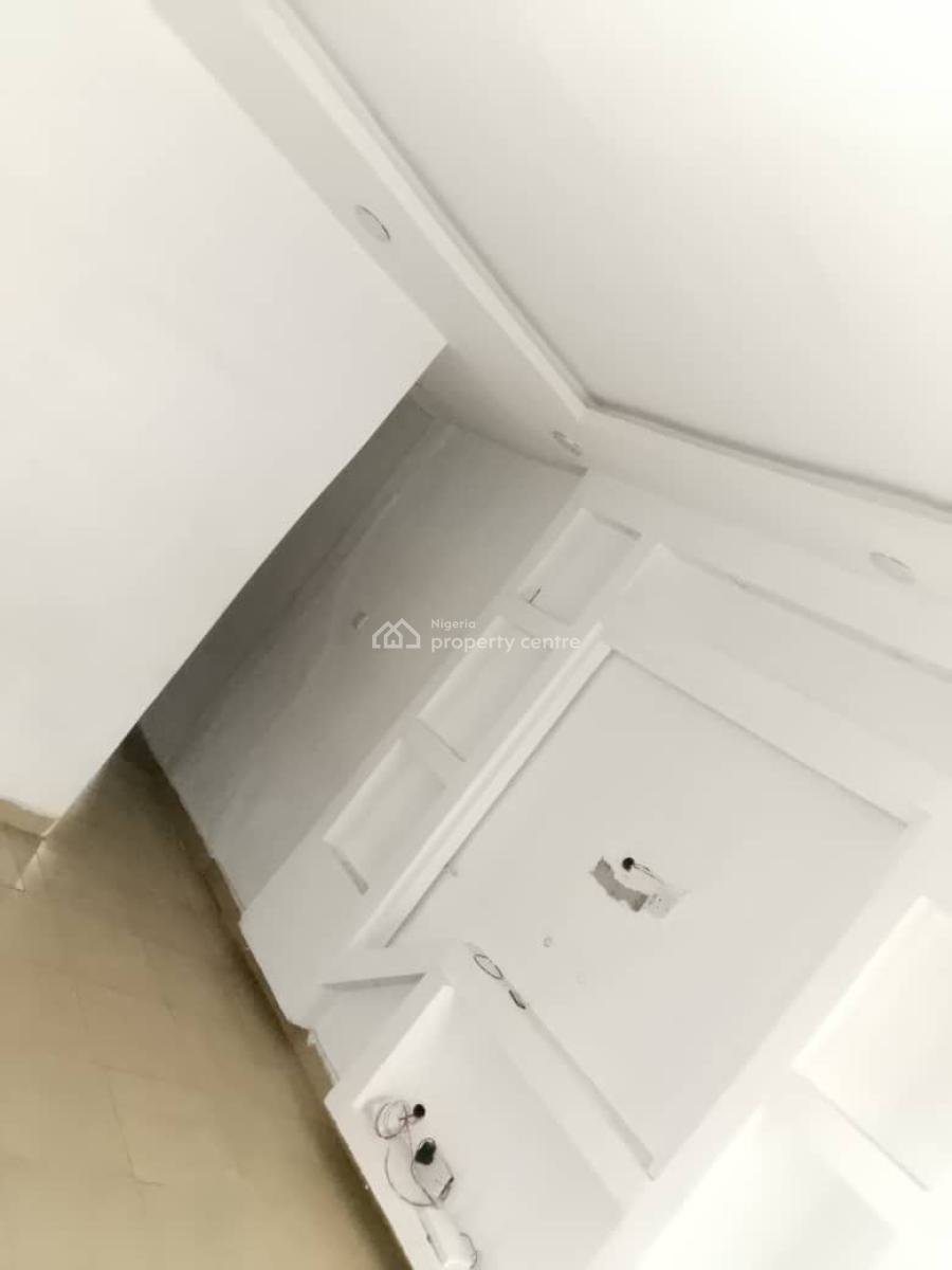 a Spacious 2 Bedroom Flat, Olowora, Magodo, Lagos, Flat / Apartment for Rent