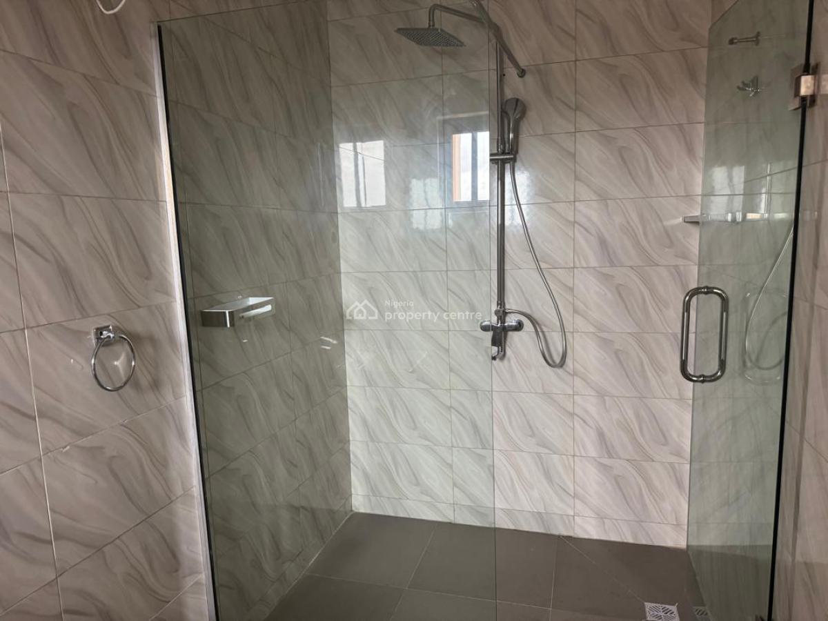 2- Bedroom Penthouse with Domestic Quarters, Lekki Phase 1, Lekki, Lagos, Flat / Apartment for Rent