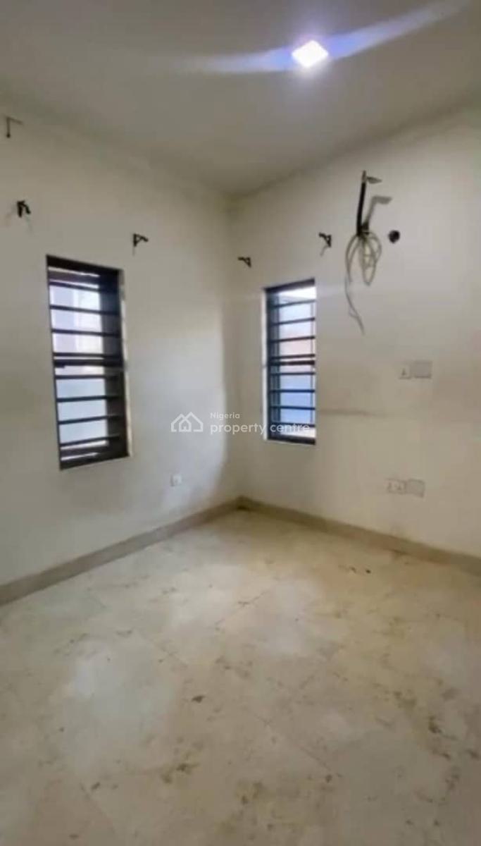 Lovely 3 Bedroom Flat, Kilo, Surulere, Lagos, Flat / Apartment for Rent
