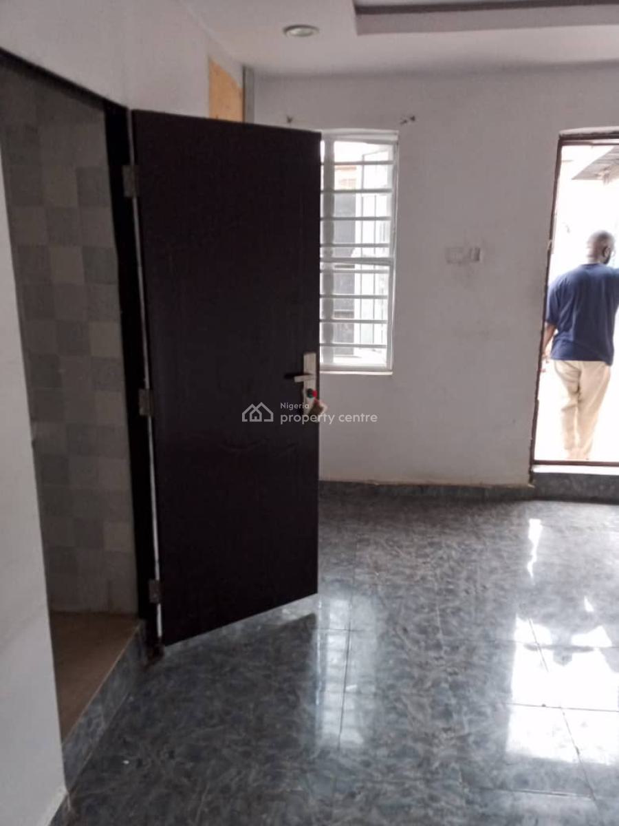 Neatly Used Mini Flat in a Serene Environment, Isheri, Magodo, Lagos, Mini Flat (room and Parlour) for Rent