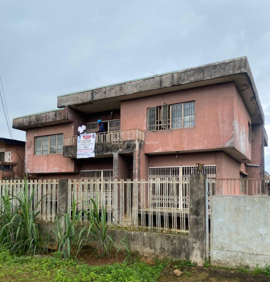 5-bedroom Detached House with 2-bedroom Flats, Ijebu Ode, Ogun, Block of Flats for Sale