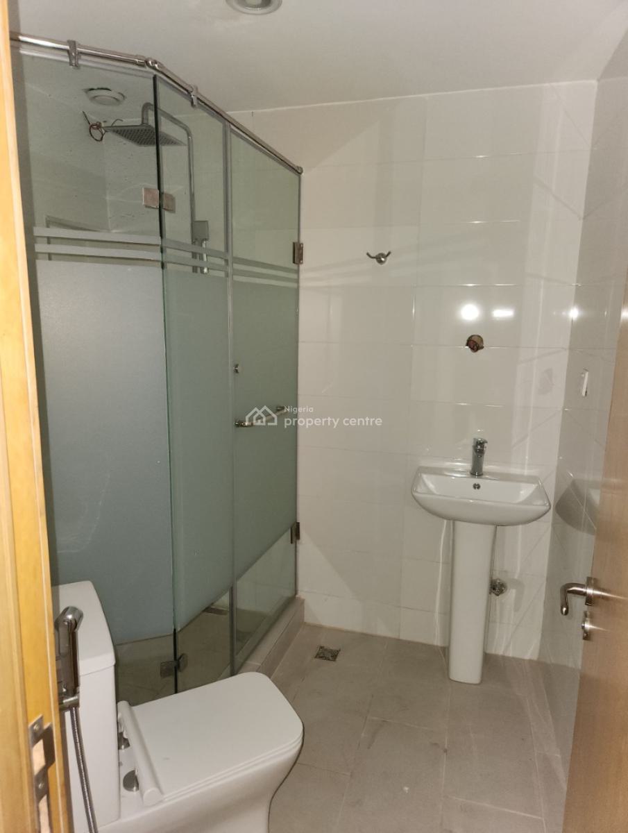 Luxury 3-bedroom Flats in a Strategic Location, Yaba, Lagos, Flat / Apartment for Rent
