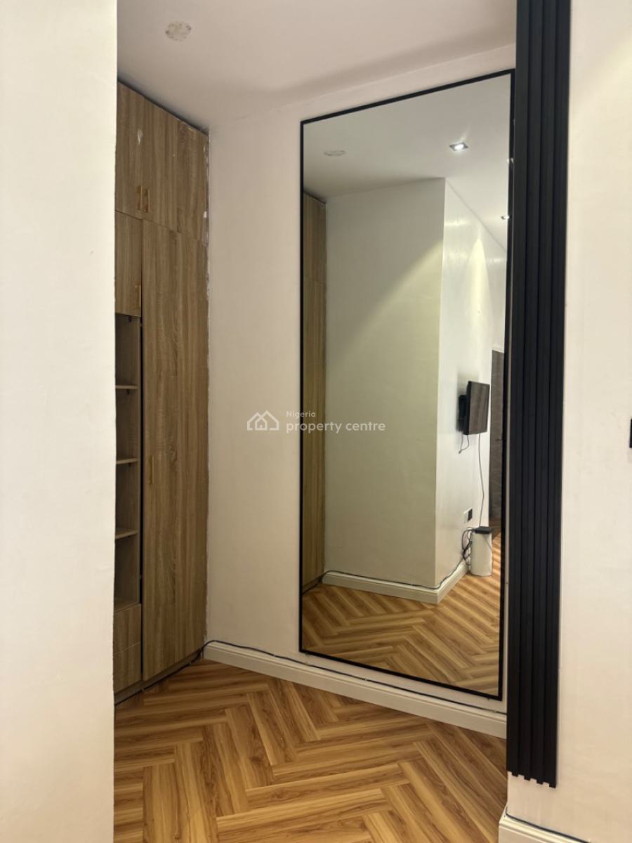 Luxury 2 Bedrooms Apartment, Ibrahim Odofin Street, Lekki, Lagos, Flat / Apartment Short Let