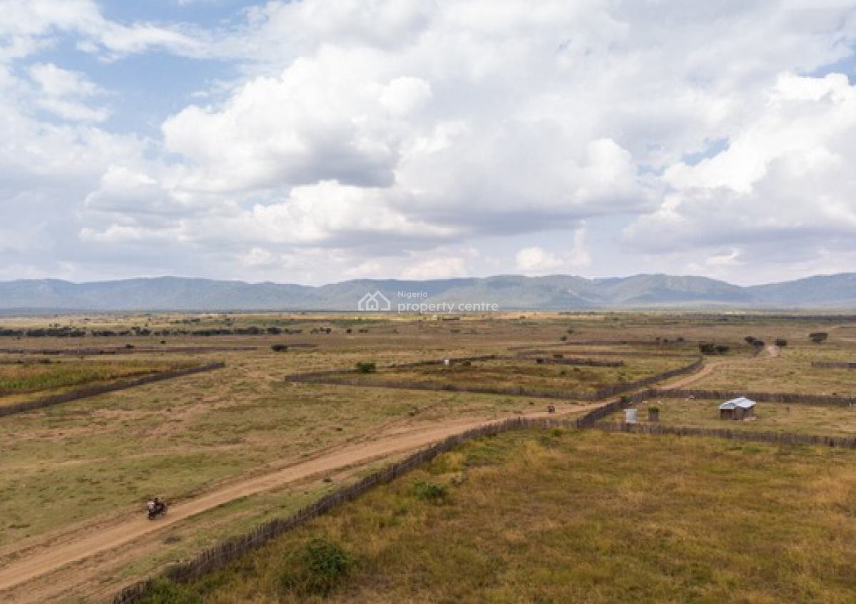 20 Hectares of Comprehensive Dev. Land with R of O, Karsana North, Karsana, Abuja, Mixed-use Land for Sale
