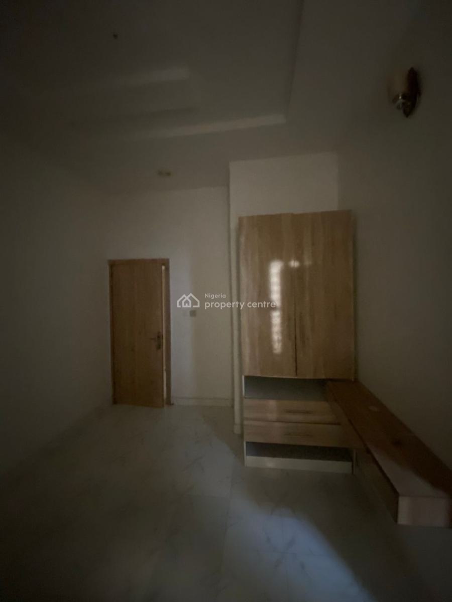 Well Renovated 2 Bedroom Duplex, Ikota, Lekki, Lagos, Terraced Duplex for Rent